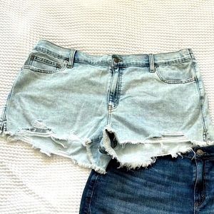 Aerie Daydream shorts size XL light blue wash